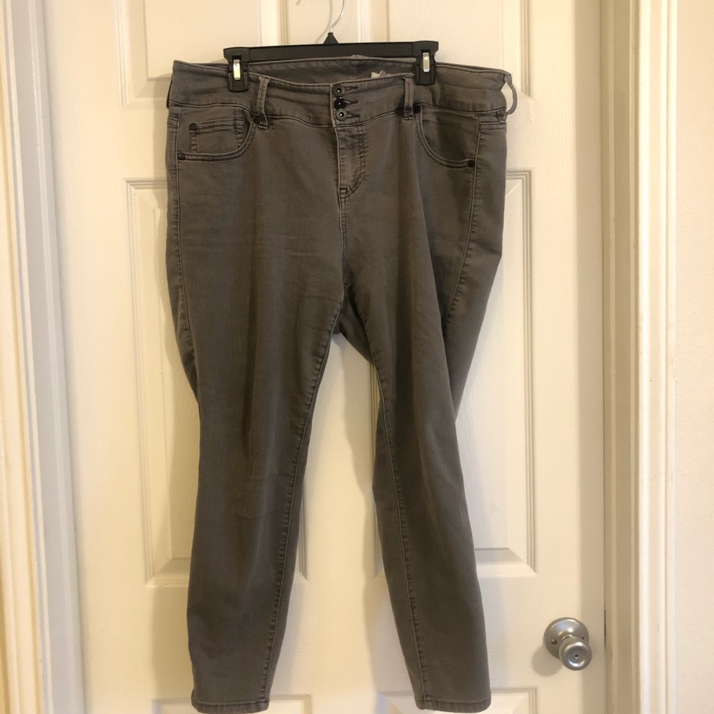Torrid grey jeggings